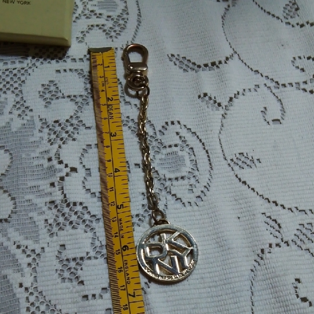 Gold Chain Keychain - Picture 6 of 11